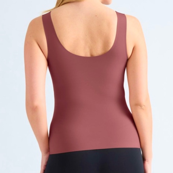 Knix Evolution Tank # 2021-474 - Picture 5 of 9